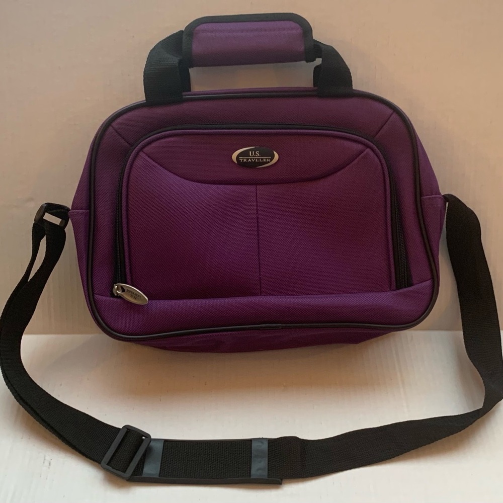 US Traveler Unisex Purple Luggage Carryon Tote Bag With Strap Small